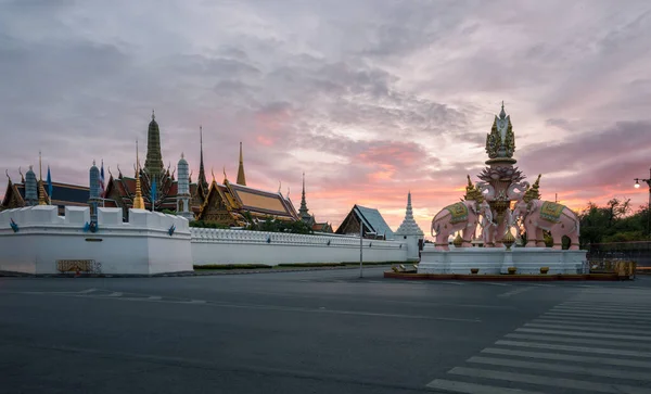 Smaragd Templom Királyi Palota Bangkok Ikonikus Mérföldkő Bangkok Fővárosa Thaiföld — Stock Fotó