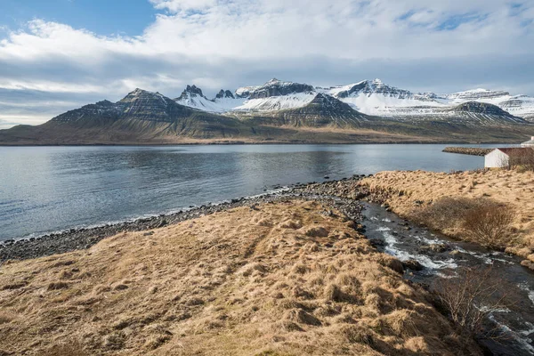 Gyönyörű Hegyek Stoovarfjorour Halász Falu Keleti Fjord Kelet Izland — Stock Fotó