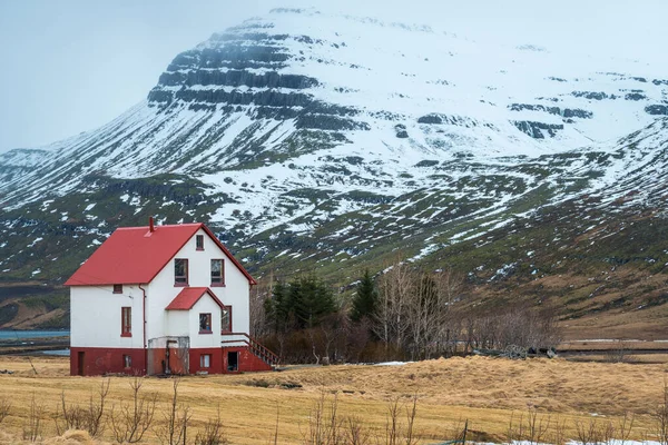 Небольшой Дом Сельской Местности Востоке Исландии Восточная Исландия Находится Самый — стоковое фото