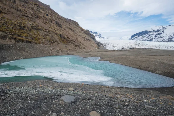 Bazén Začíná Mrznout Národním Parku Skaftafell Jižním Islandu — Stock fotografie
