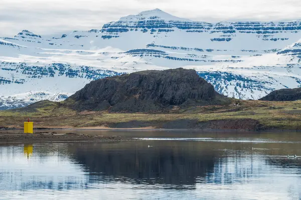Пейзаж Восточного Фьорда Исландии — стоковое фото