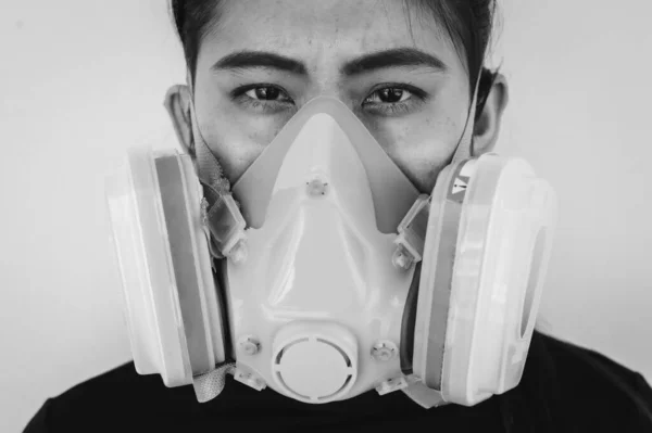 Portrait Sickness Woman While Wearing Gas Mask Prevent Protection Virus — Stock Photo, Image