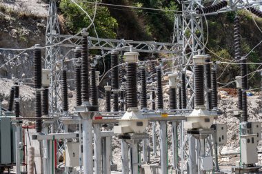 Langtang Ulusal Parkı 'ndaki Syafrubesi Rasuwa kasabasında yeni bir hidroelektrik santrali inşa ediliyor..