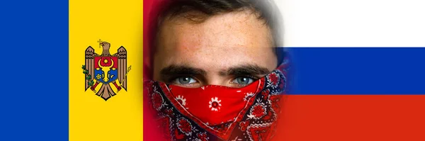 Defocus Protestu Mołdawii Flaga Mołdawii Flaga Rosji Namalowana Tle Portretu — Zdjęcie stockowe