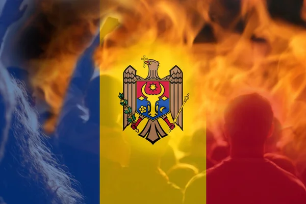 Defokus Protest Moldavien Moldavien Flagga Målad Eld Låga Bakgrund Styrka — Stockfoto
