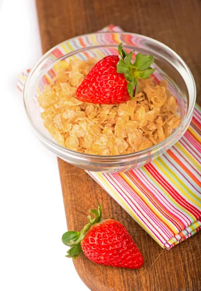 Bowl Tasty Crispy Corn Flakes Milk Strawberries White — Stock Photo, Image
