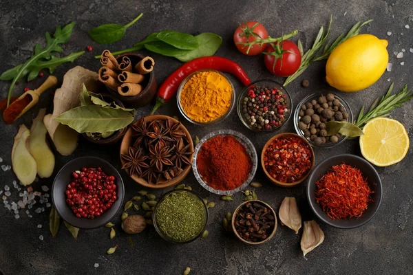 Multicolored Herbs Spices Cooking Indian Spices Background Black Stone View — 图库照片