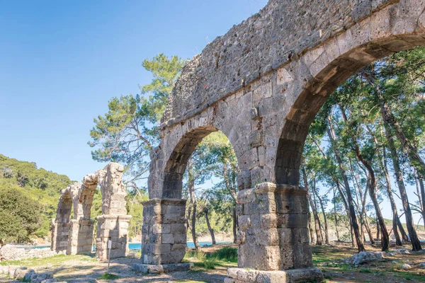 Arches Phaselis Aqueduct Στην Αρχαία Πόλη Στις Ακτές Της Επαρχίας — Φωτογραφία Αρχείου