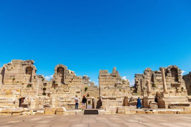 Antalya ilinin Kalkan ilçesi yakınlarındaki antik bir Lycia kenti olan Patara harabeleri.