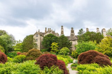 14 Haziran 2024 - Kendal, İngiltere: Sizergh Şatosu, İngiltere 'nin Cumbria ilçesindeki Helsington' daki arazi ve Tudor evi.