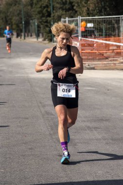 21 km MArathon Campi Flegrei 8. baskı, Napoli 12 Mart 2023 İtalya