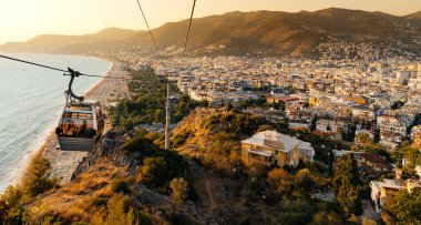 Alanya Türkiye 'de gün batımında hava manzarası