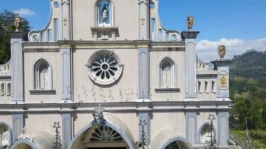 Rio de Janeiro, Brezilya 'da, İsa' nın kutsal ruhu İsa 'nın kutsal kalbinin kilisesinin havadan görünüşü.