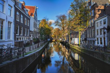 Amsterdam güzel kanallar nehir manzarası