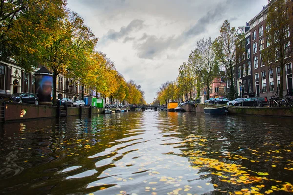 Красивый Вид Каналы Амстердама — стоковое фото
