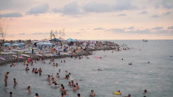 Coastline Pebbly Beach Filled People Batumi Georgia 2022 — Stok video
