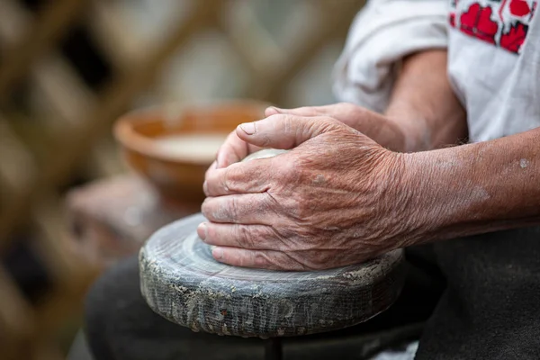 Old Hands Master Make Products Clay Work Potter Wheel — Stock Photo, Image