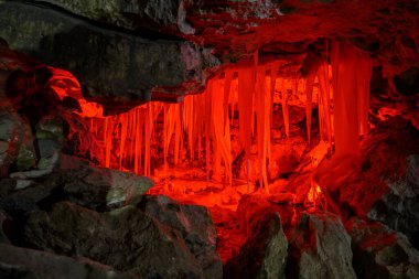 Kungur, Rusya - 28 Şubat 2024: Urallar 'daki Fantastik Kungur mağarası.