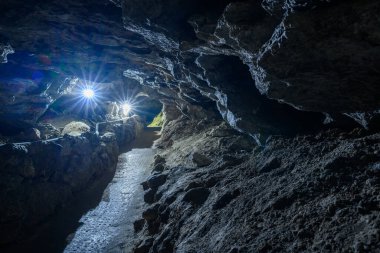 Kungur, Rusya - 28 Şubat 2024: Urallar 'daki Fantastik Kungur mağarası.