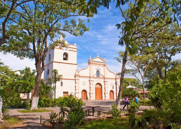 Masaya, Nikaragua, Orta Amerika 'daki Mary Varsayımı Tapınağı.