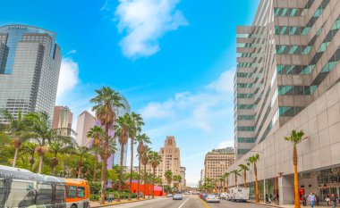 Los Angeles, ABD - 27 Ekim 2016: Los Angeles şehir merkezinde şehir hayatı