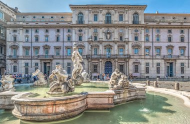 Rome, İtalya - 13 Ekim 2017: Fontana del Moro Piazza Navona