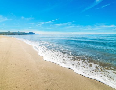 Altın sahil Feraxi Beach, Sardunya