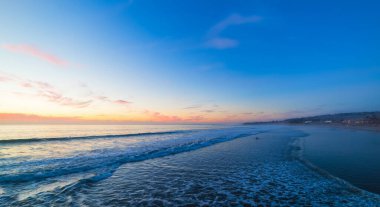Pacific Beach, California renkli günbatımı