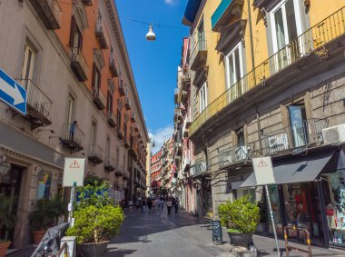 Napoli, İtalya şehir merkezindeki zarif binalar