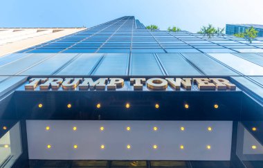 New York, ABD - 07 Ekim 2024: Trump Tower binası