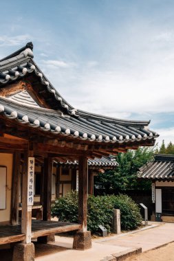 Yesan, Kore - 10 Eylül 2022 Chusa Hanedanı Kim Jeong-hui, Kore geleneksel evi