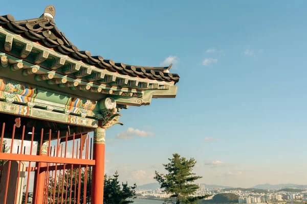韩国Goyang的Haengjusanseong要塞和首尔市观点 — 图库照片