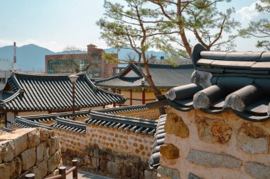 Miryang, Kore - 3 Nisan 2022: Miryang Yerel İdare Merkezi Geleneksel Mimari