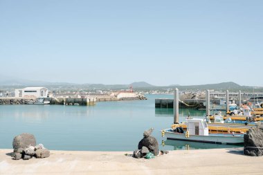 Jeju Adası, Kore - 25 Nisan 2024: Biyangdo Adası Limanı