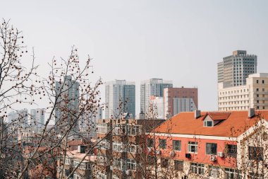 Çin, Qingdao 'daki Zhongshan Yolu.