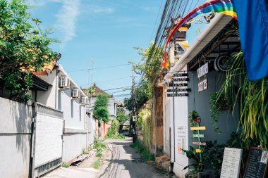 Bali, Endonezya - 30 Nisan 2025: Sanur köyü sokağı