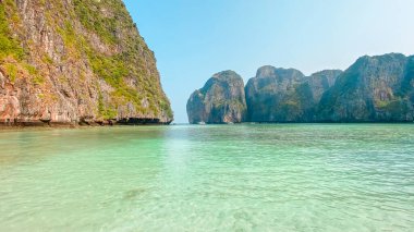 Maya Körfezi Sahili ve Tropikal Ada