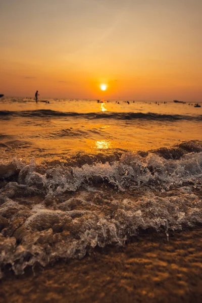 Sonnenuntergang Strand Auf Tropischer Insel — Stockfoto