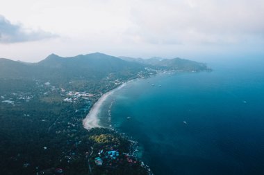 Yüksek açılı tropik ada, Koh tao Tayland
