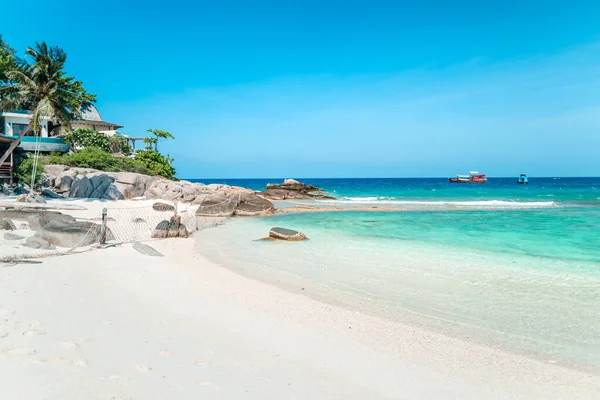 Bílá Pláž Tropickém Ostrově Pláže Místa Odpočinku — Stock fotografie
