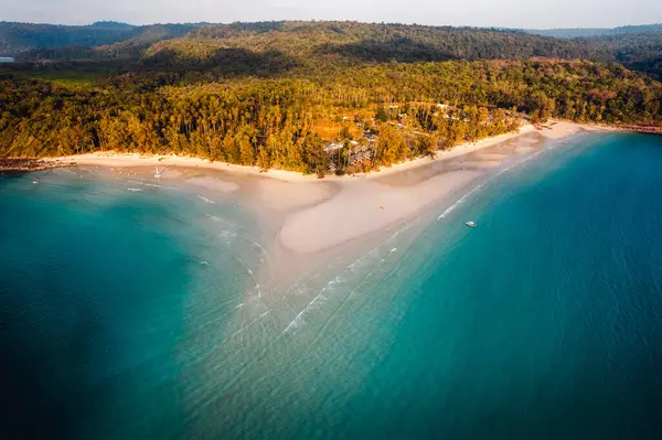 Akşamları plaj ve deniz manzaralı, koh kood