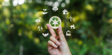 Sürdürülebilir çevre geri dönüşümü ve doğa korunumu Geri dönüşüm işaretli doğal bulanık arkaplan