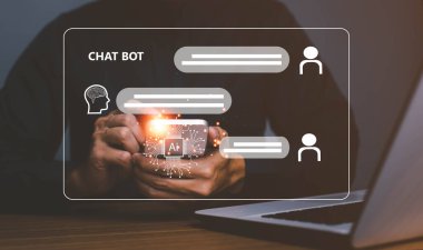 Yapay Zeka 'dan Yapay Zeka' yla sohbet et. Teknoloji, akıllı robot yapay zeka kullanan bir adam komut girerek bir şey üretiyor, gelecekteki teknolojik dönüşüm..