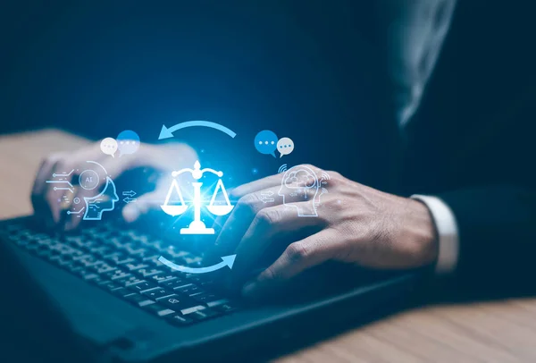 Al etik ya da Al Law konsepti. Etik yapay zeka kodları geliştiriyorum. Uyum, düzenleme, standart, iş politikası ve makine öğrenme algoritmalarında istenmeyen önyargılara karşı koruma.