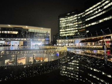 Modern Gae Aulenti Meydanı, Milano, Lombardy, İtalya 'da, Porta Nuova' da.