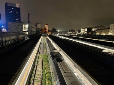 Milano, Lombardy, İtalya 'daki Porta Garibaldi tren istasyonu.