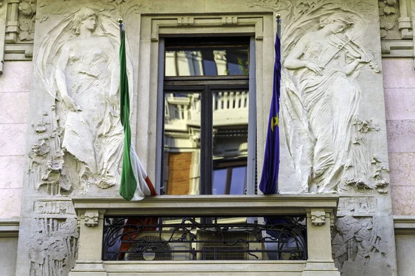 Milaan Lombardije Italië Detail Van Casa Agostoni Historisch Huis Langs — Stockfoto