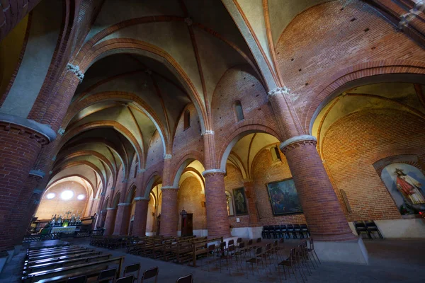 Wnętrze Średniowiecznego Opactwa Morimondo Prowincja Mediolan Lombardia Włochy — Zdjęcie stockowe