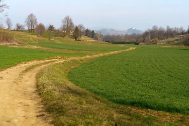 Brianza 'da kırsal alan Usmate ve Lomagna yakınlarında, Monza ili, Lombardy, İtalya, kışın)