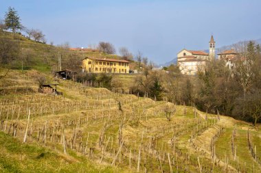 Şubat ayında Curone ve Montevecchia, Lecco, Brianza, Lombardy, İtalya 'daki doğal parkın manzarası